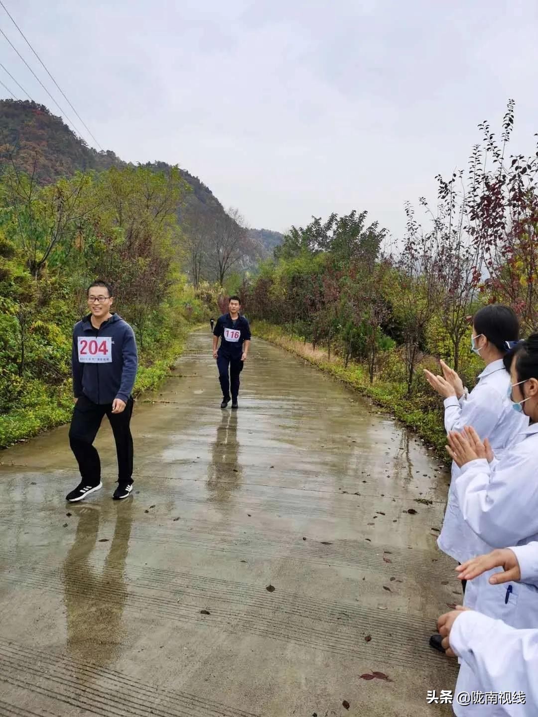 椋庡摜寰掓鐩存挱,闄囧崡椋庡摜璧勮