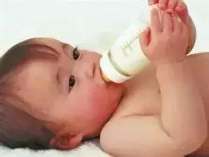 你们听说过奶瓶龋吗,如何正确防止奶瓶龋齿