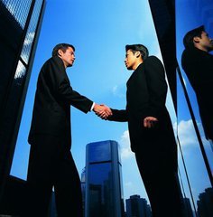 品牌童装折扣店与品牌童装加盟店,开一个童装折扣店大概需要多少钱