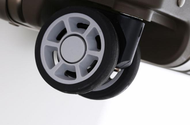 行李箱的选择及注意事项,行李箱怎样选择适合自己的