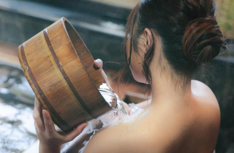 女性大姨妈来了注意事项,女人大姨妈2天干净