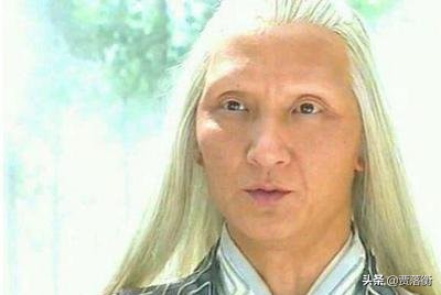 娶初恋女友，因拍戏谢顶，演半辈子反派，61岁的杜玉明怎么样了？