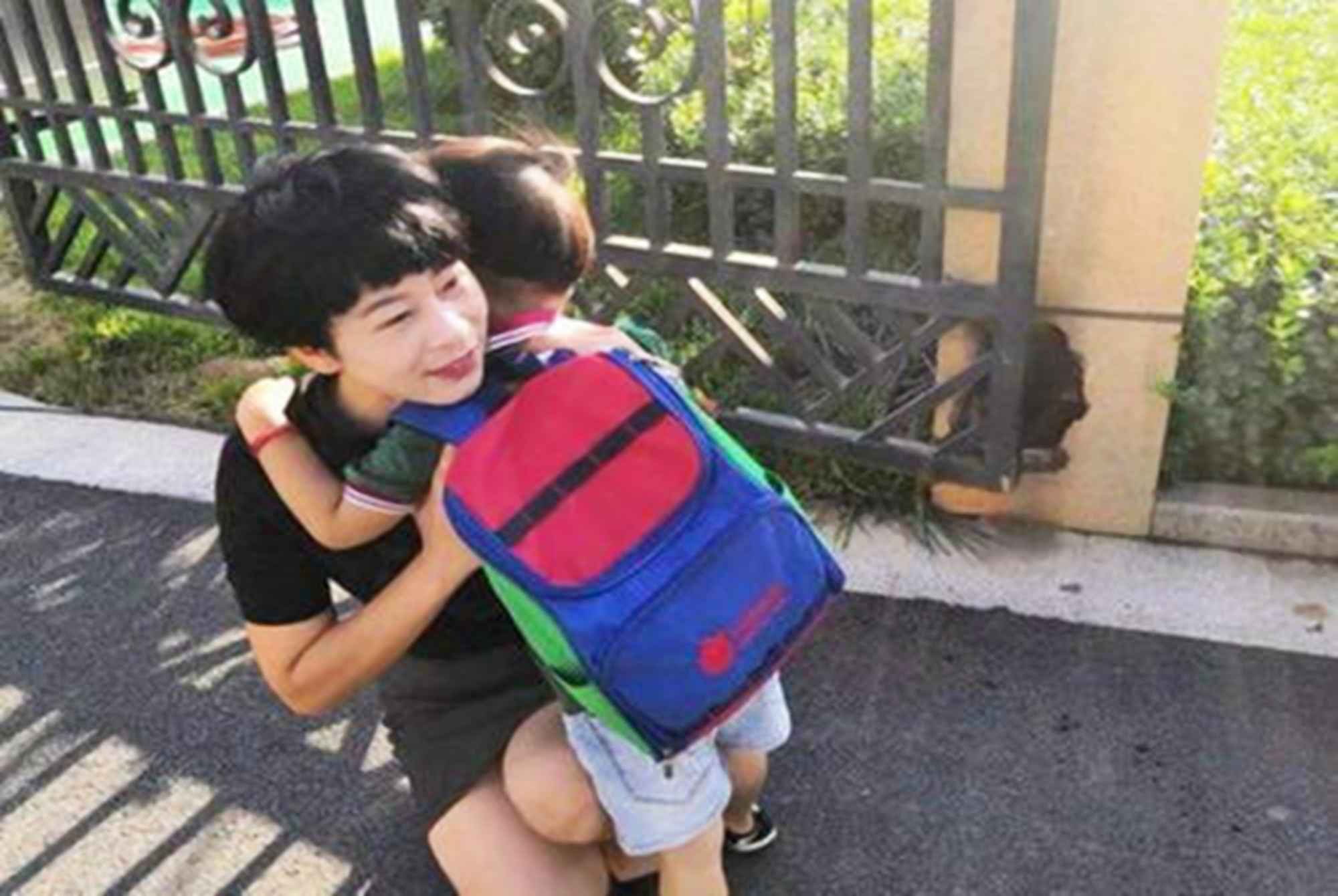 两代人带娃的矛盾,两代人带娃生活差异