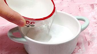 夏天最简单的百香果凉粉,火龙百香果凉粉