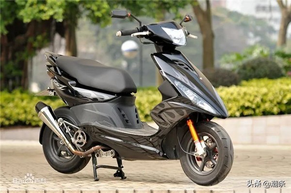 在90年代的汕头,90年代爸爸骑的摩托车