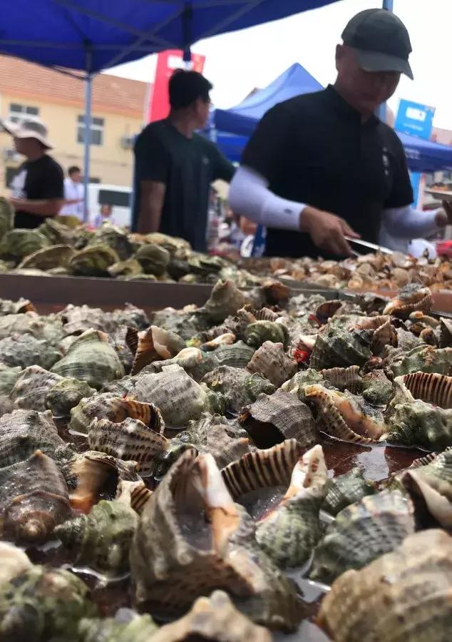 有一种炫富叫青岛开海啦,青岛炫富最新方式