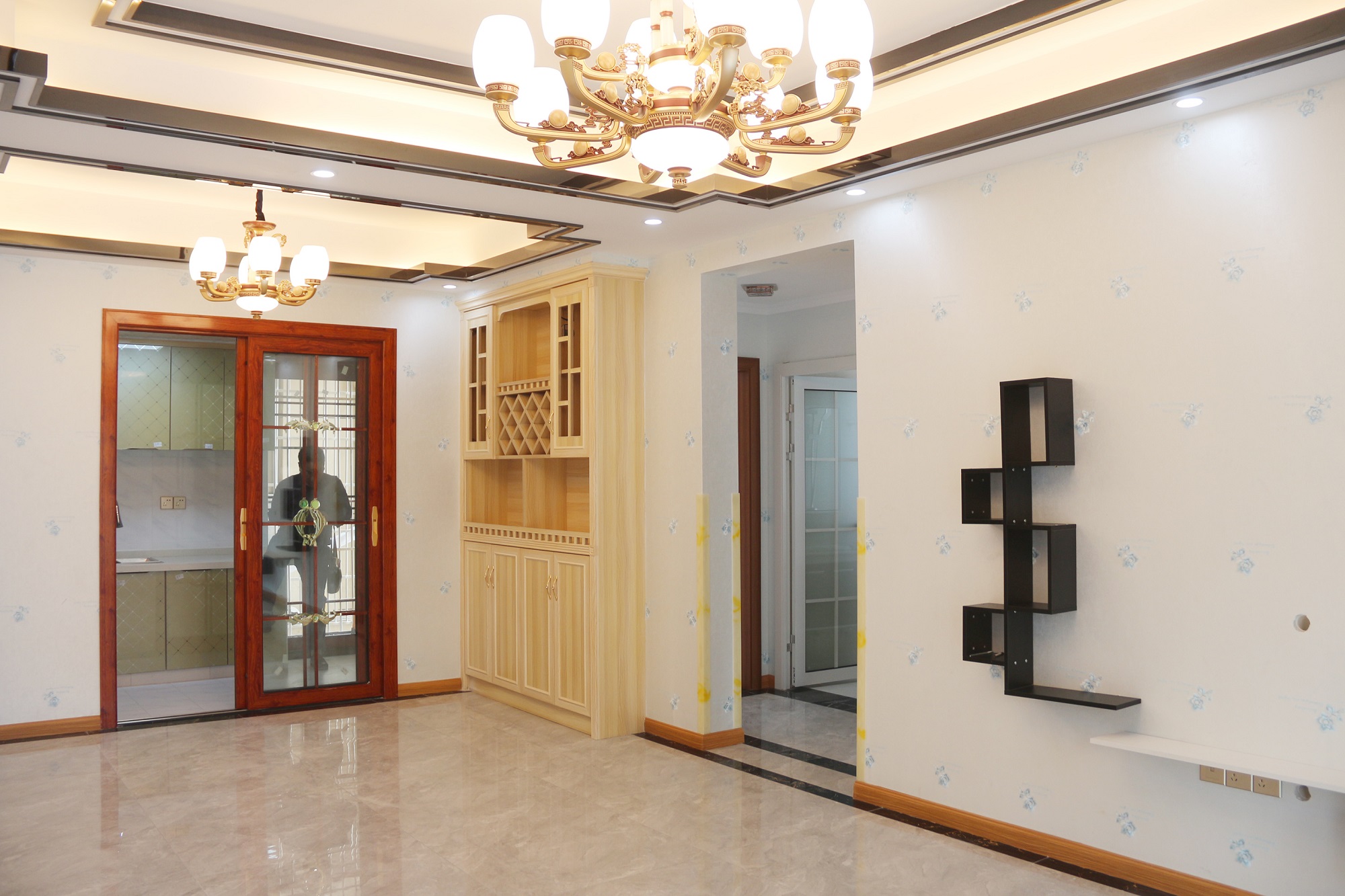 十年专注只为让你有一个温馨的家,用一生的爱筑一个温暖的家