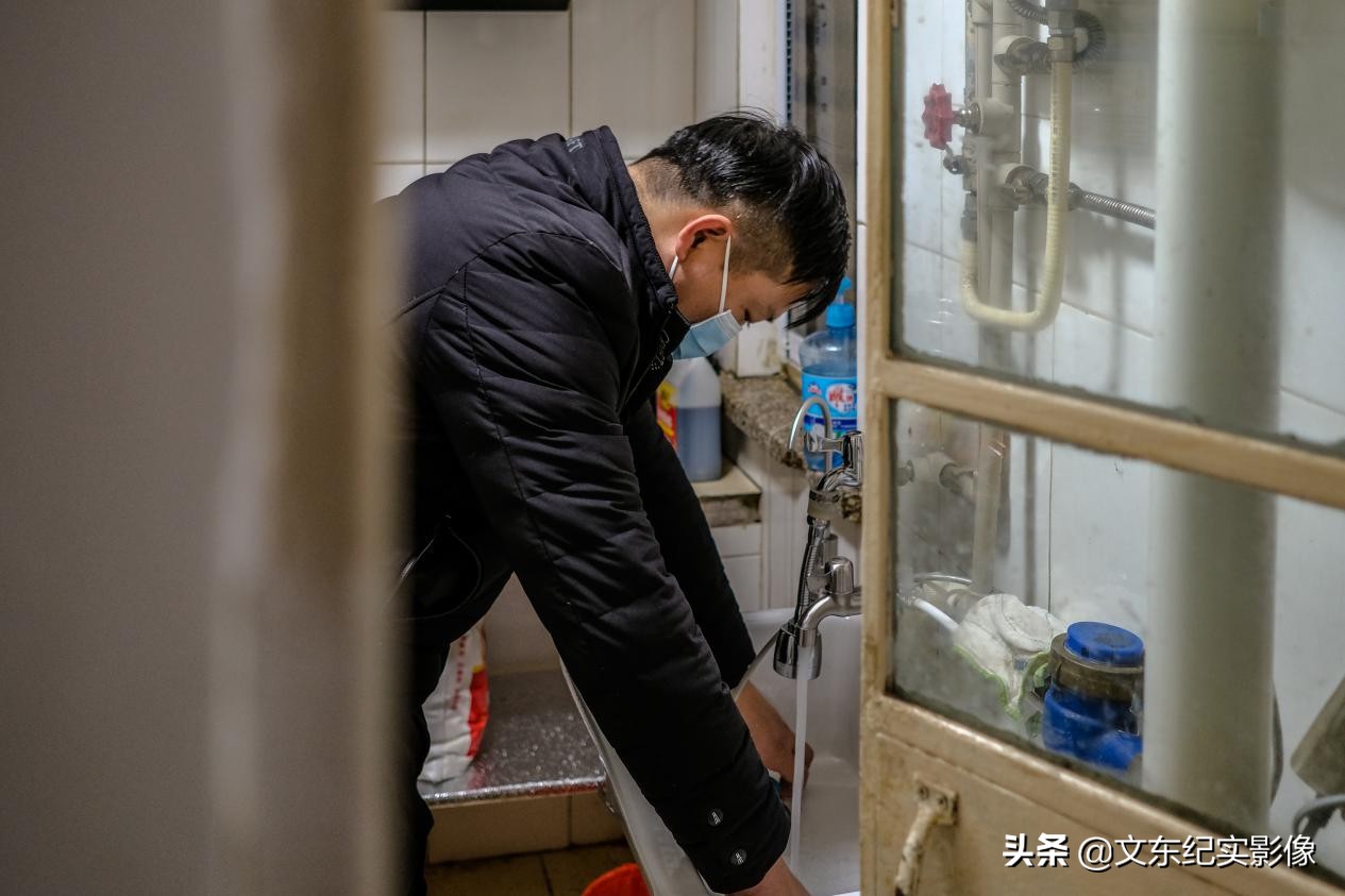 8岁男孩绝症,8岁男孩身患重疾却只关心手术费