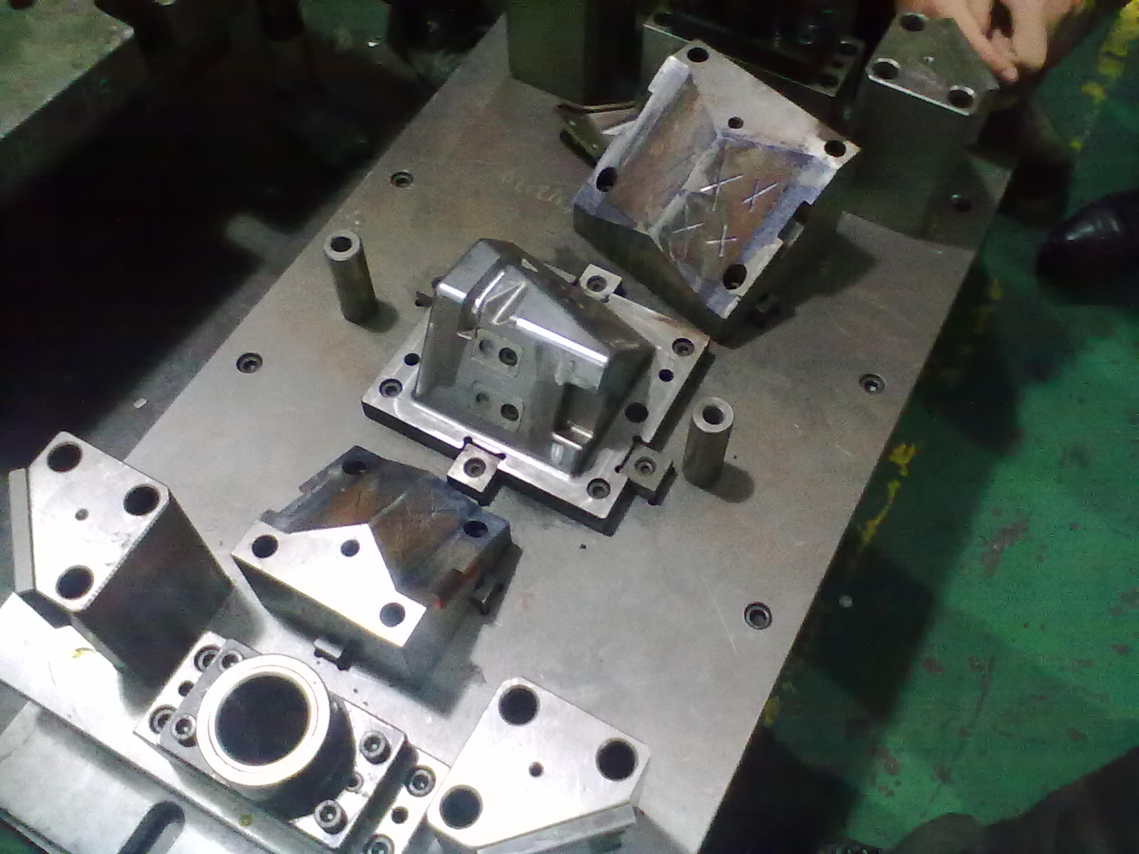 大型模具加工注意事项,大型模具加工和模具制造