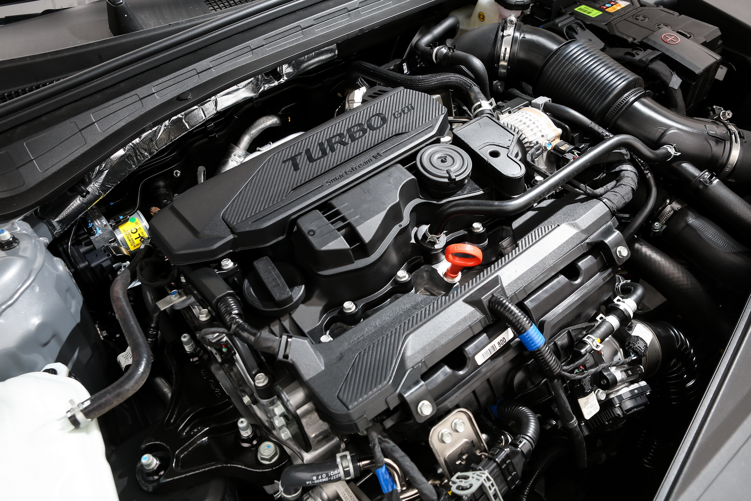 最新款起亚k5驾驶感受,全新起亚k5重回颜值巅峰