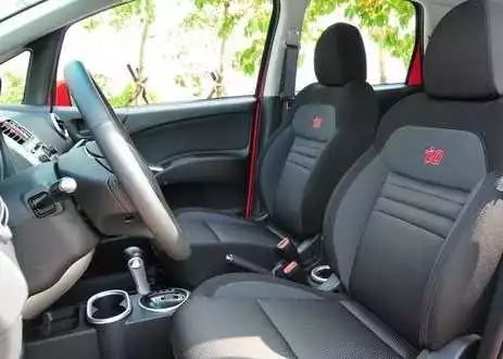 去除车内气味的方法,去除新车内异味的最有效的方法