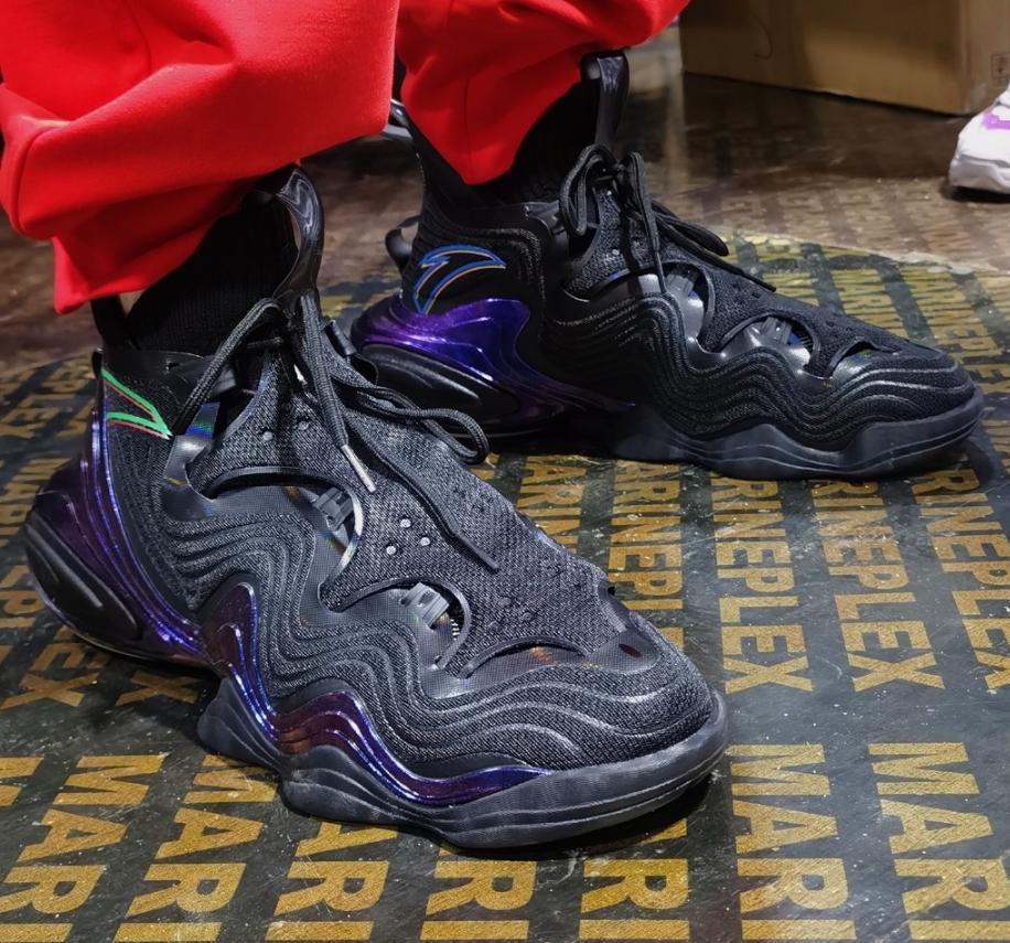 安踏最新款的鞋是什么鞋,安踏2023年新品鞋多少钱