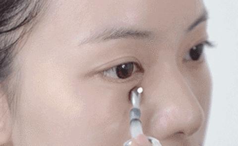 屈臣氏一款眼霜富含六胜肽,对女性眼部有着什么样的作用?