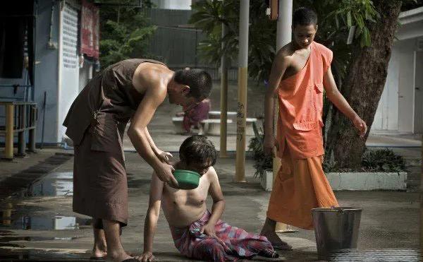 泰国最灵验的戒毒方法,世界公认最强戒毒方法