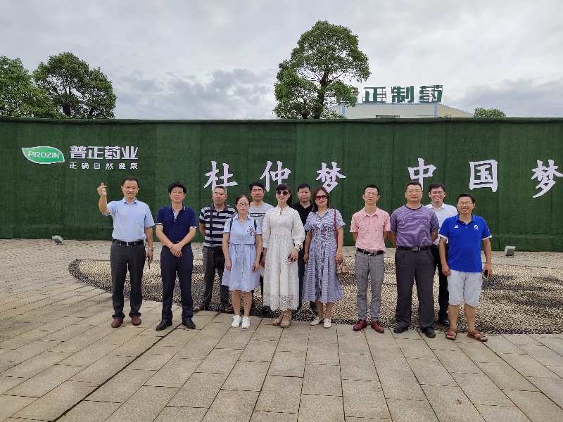 江枫千帆,江枫遇见邀月