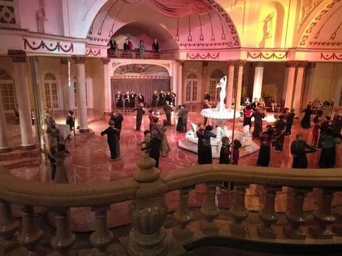 现代歌舞厅,现代舞厅