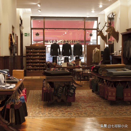 带了1万大洋去伦敦这条街买了条裤子，据说是威廉王子同款