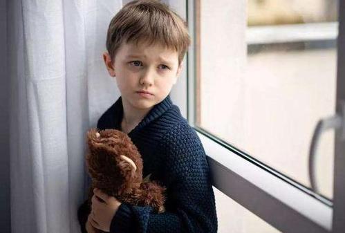 头上旋的位置有什么说法,头上的旋看下一胎准吗