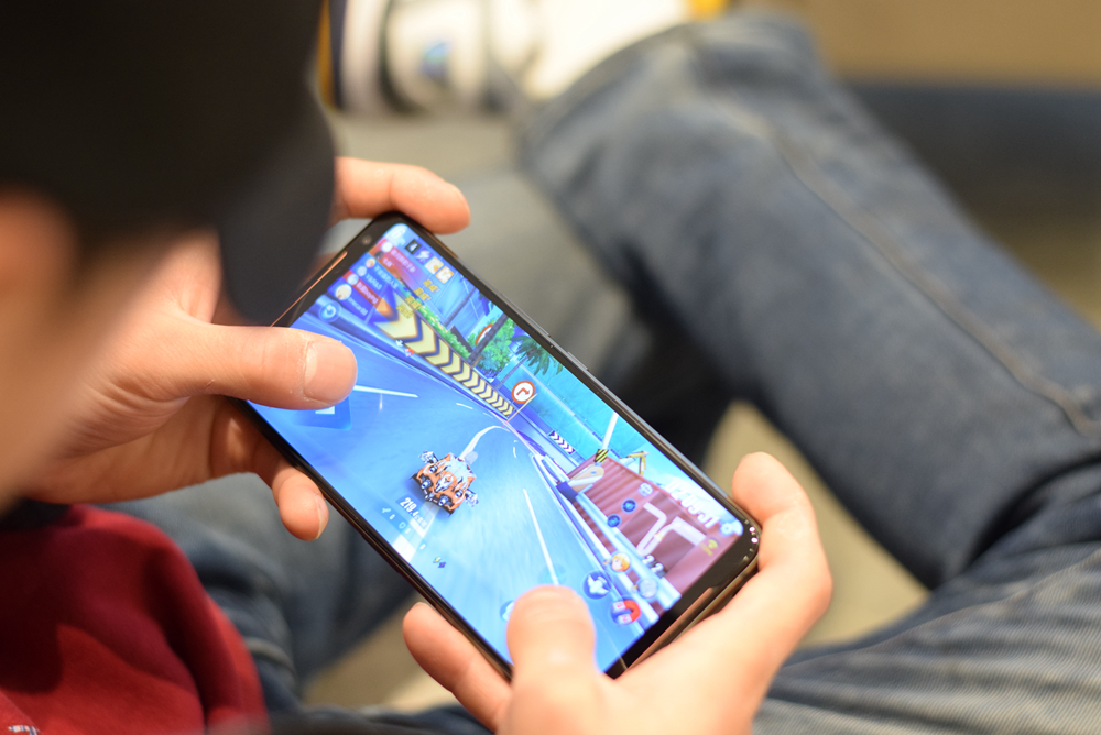 rog游戏手机2最新评测,rog游戏手机2测评5999