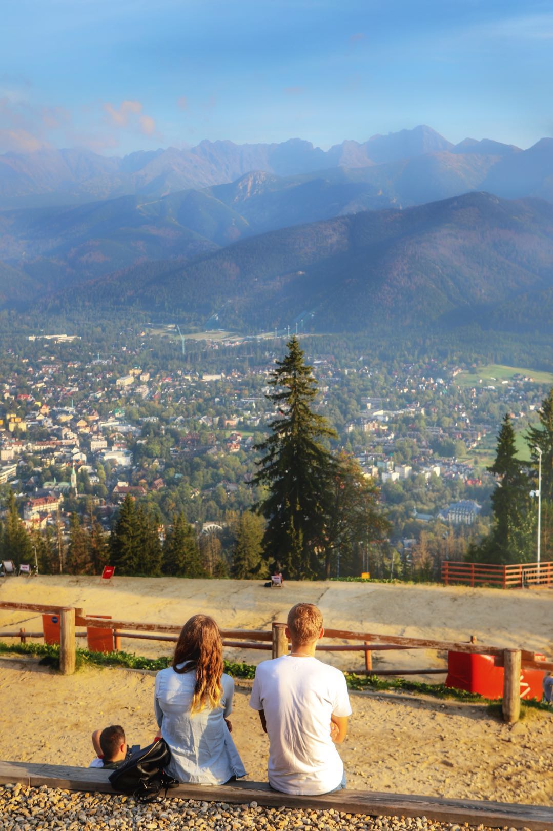 欧洲旅游冷门国家排名,欧洲哪个国家旅游最好最便宜