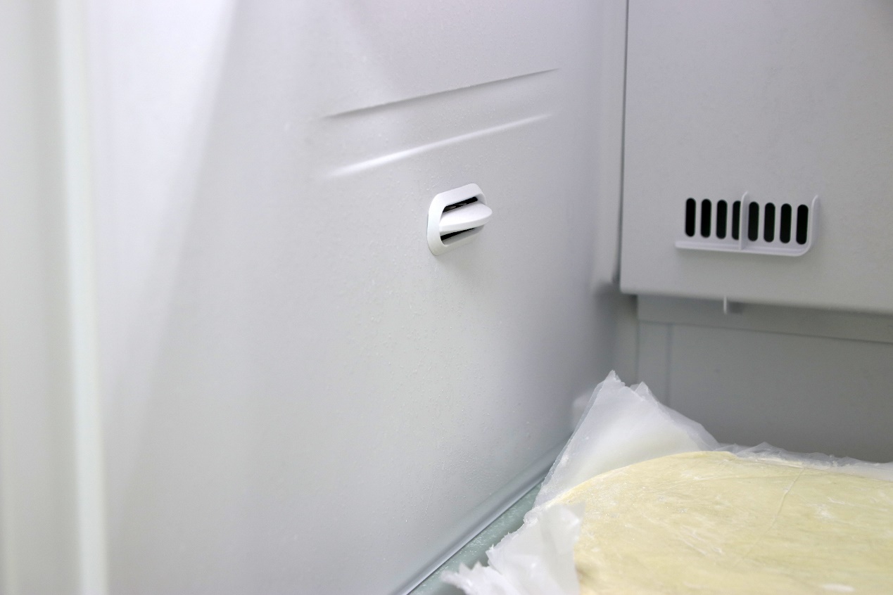 风冷变频双循环大容量美的冰箱,美的超薄冰箱深度60cm评测