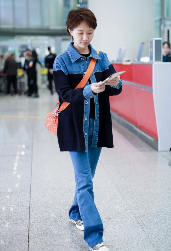 微胖显瘦裤子卷边,卷边袖t恤女微胖