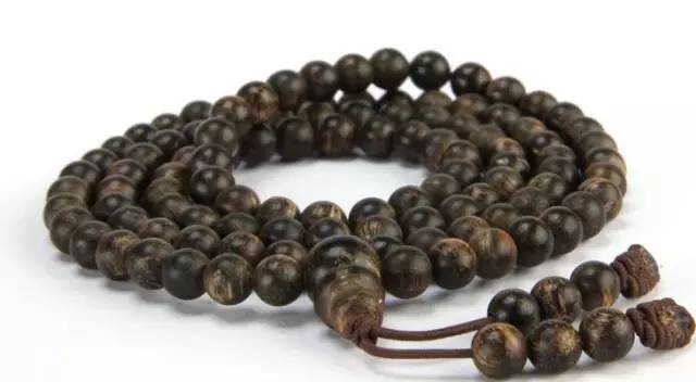 为什么沉香手串玩的人很少,沉香手串有多难玩