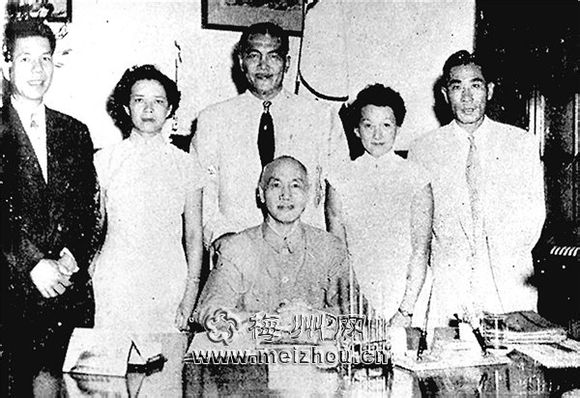 世界第一个球王是谁,中国足球世界第一是哪个时期