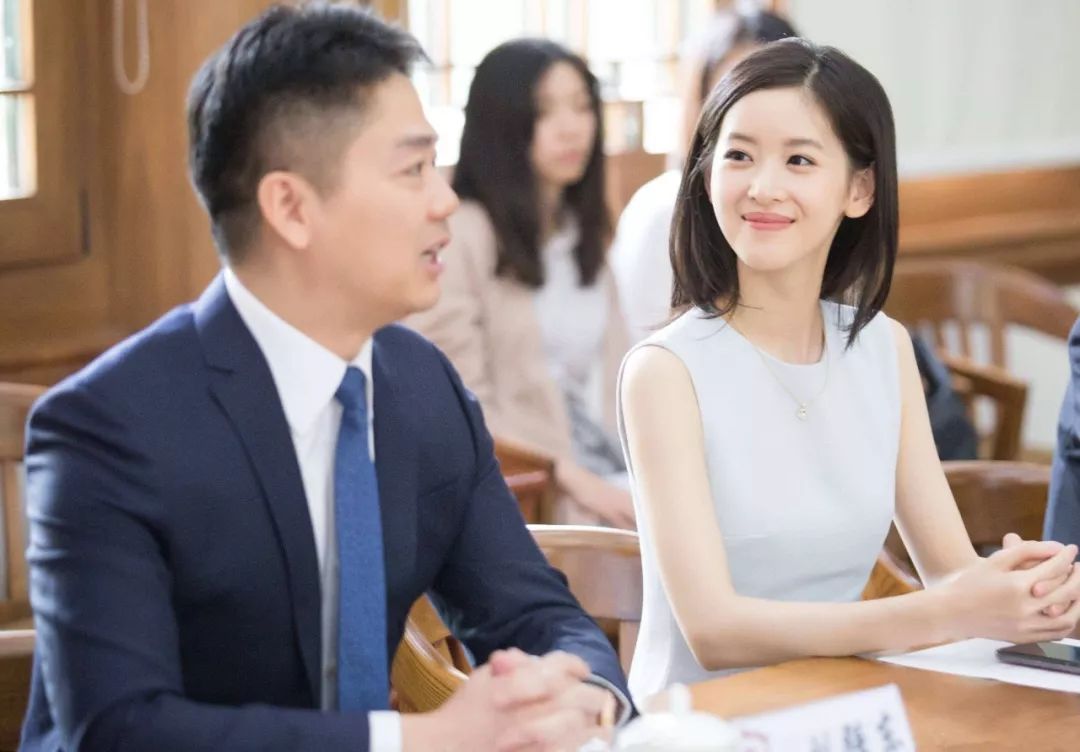 互联网富豪，血雨腥风50年：欲望、财富、杀戮、传奇……