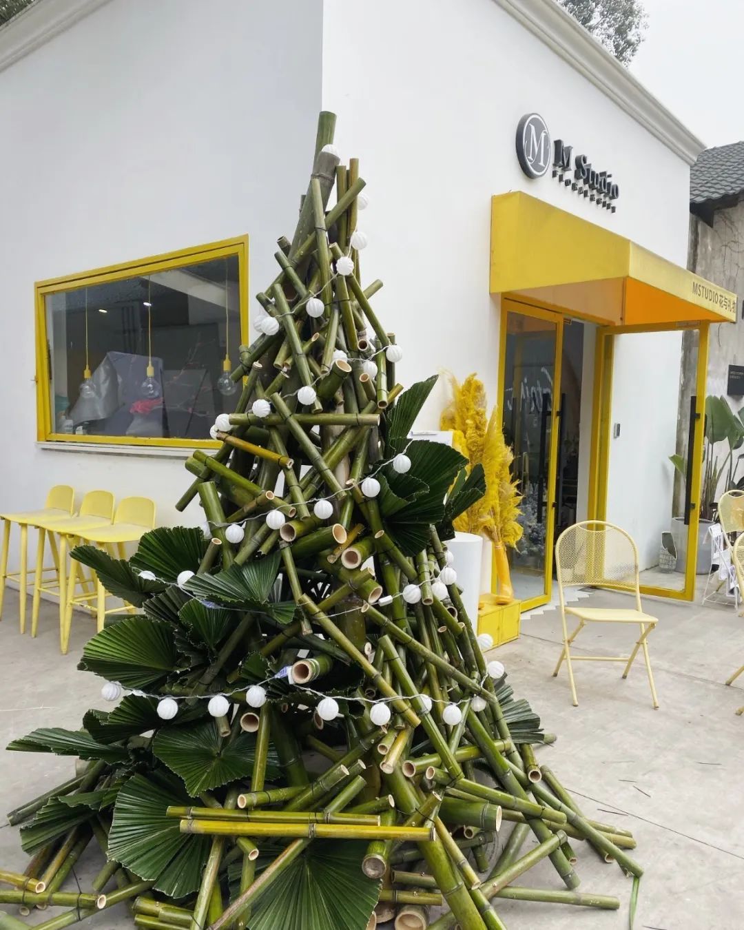 一不小心开了间花店，还和各种大牌合作，真的香