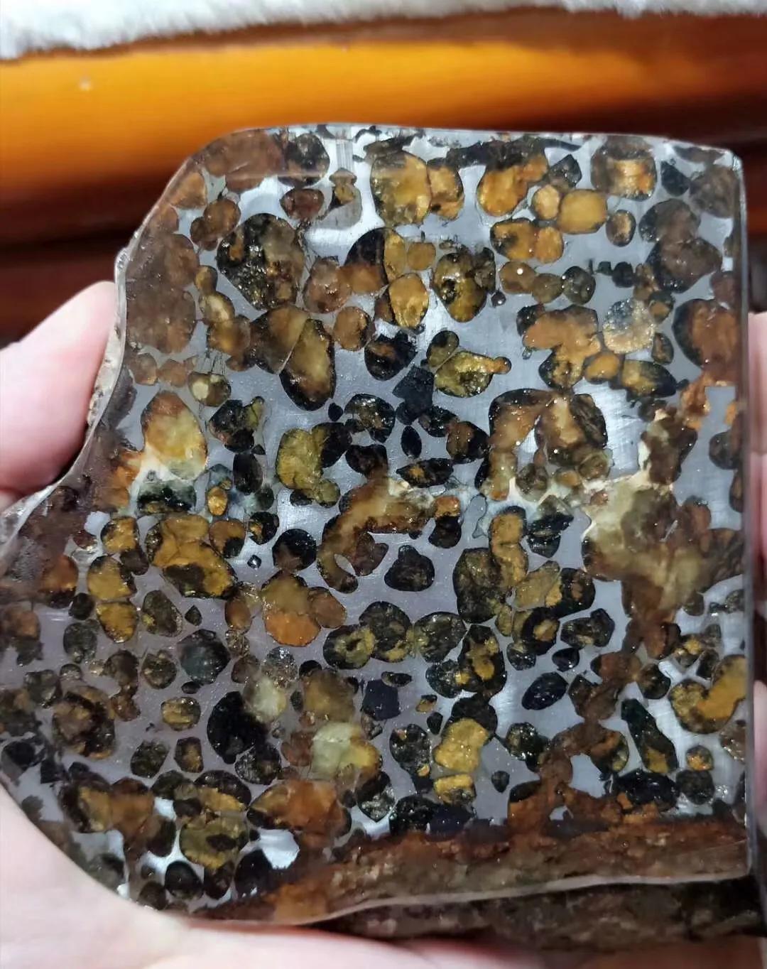 有上门收藏陨石家吗,最近陨石收藏很热门