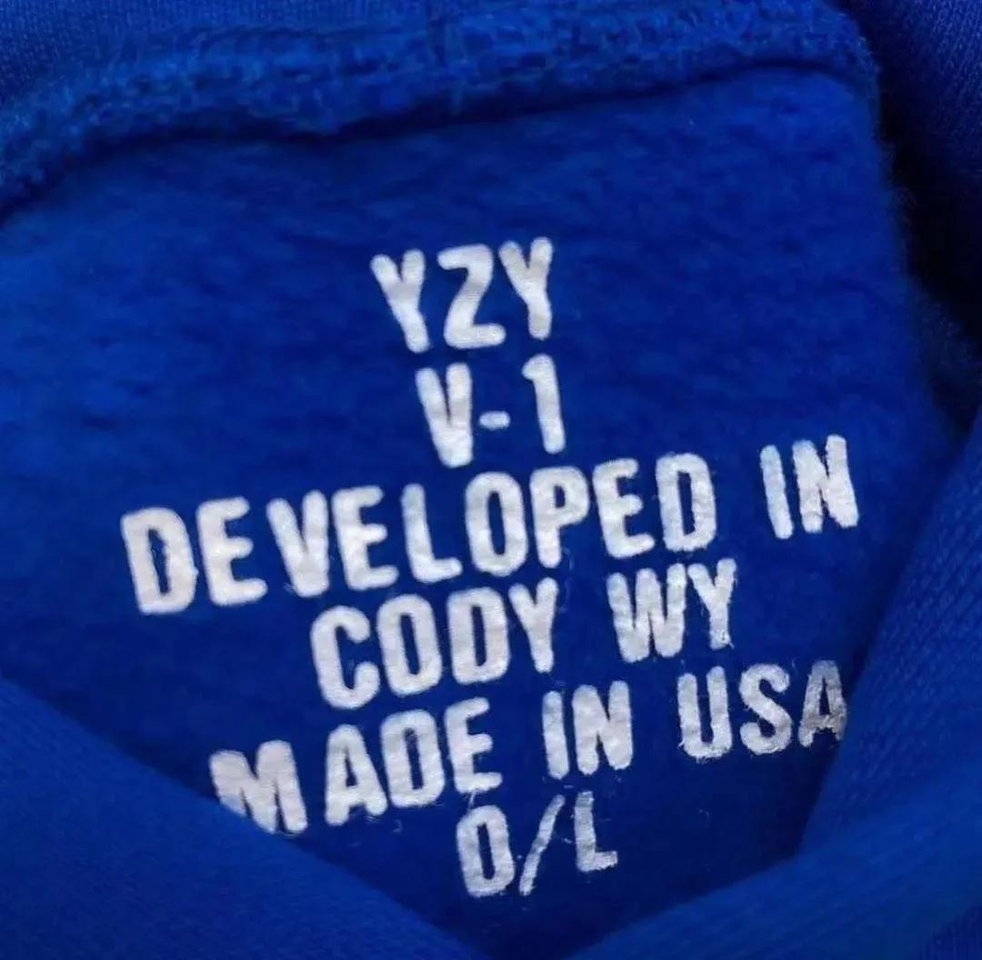 yeezygap美国首发,yeezygap国内外版本一样吗