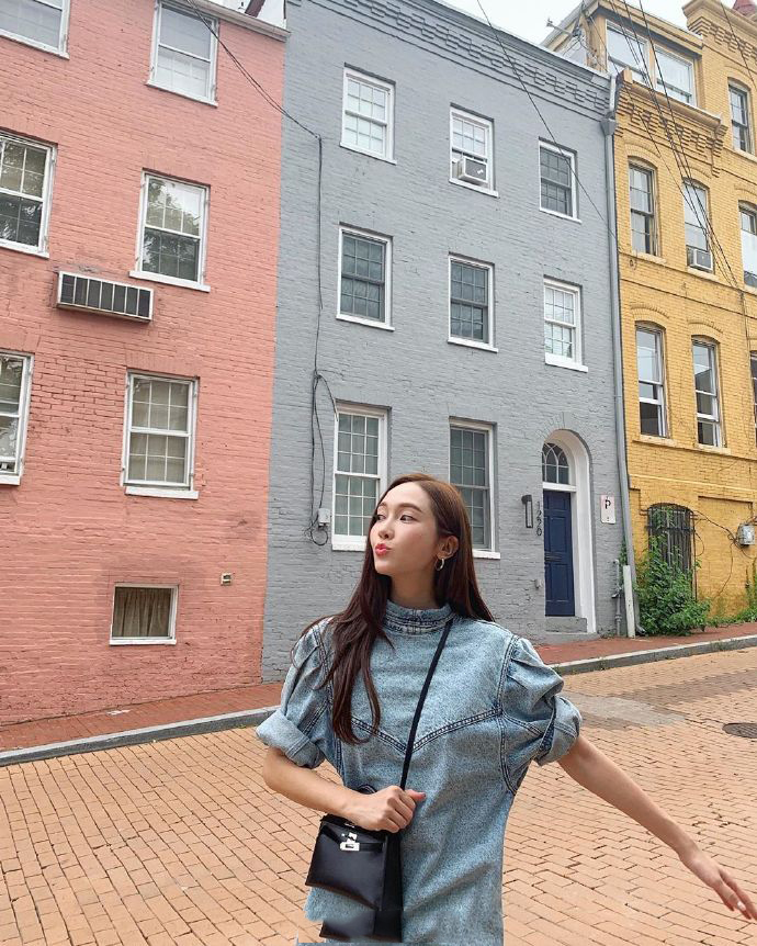 郑秀妍荷包蛋裙,郑秀妍荷包蛋