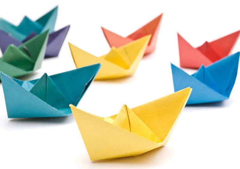 女生喜欢的玫瑰花用纸折的,用卫生纸折玫瑰多种方法