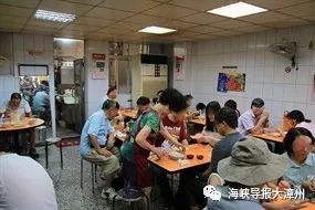 堂食恢复营业的店铺,堂食陆续开放