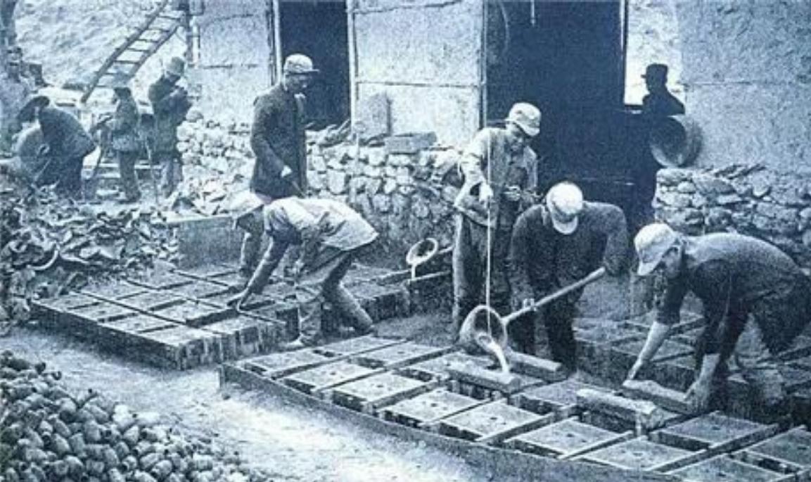 八年艰苦抗战，八路军的*药弹**从哪里来？毛*东泽**指示：另辟蹊径