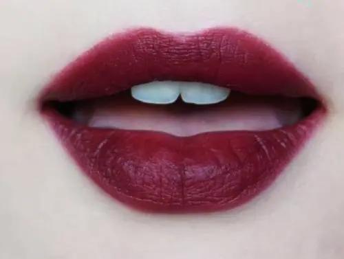 你的月经是什么样的,你的姨妈颜色正常吗