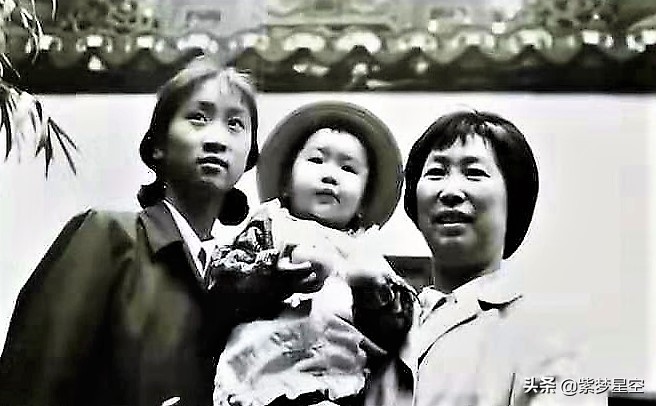 璁板繂纰庣墖浜屽彅浜屽┒,璁板繂鐨勭鐗囦簩鍝ュ畬鏁寸増