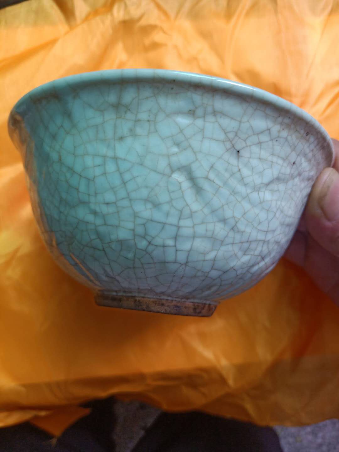 清明天青釉花口碗,精品推荐天青釉暗花碗