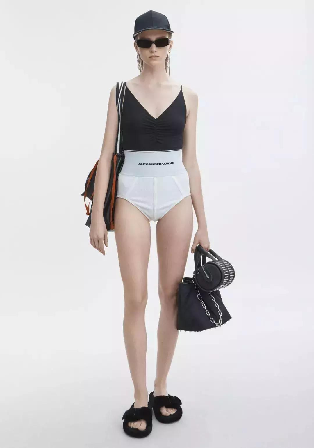 颜值不够衣品来凑高级感穿搭,颜值不够道具来凑墨镜style