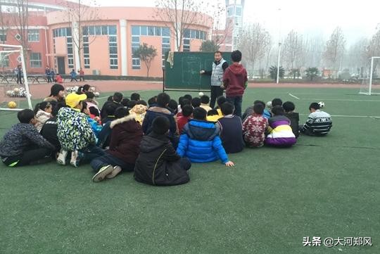 中牟县新圃街小学足球文化节2018,郑州市中牟县新圃街小学足球队