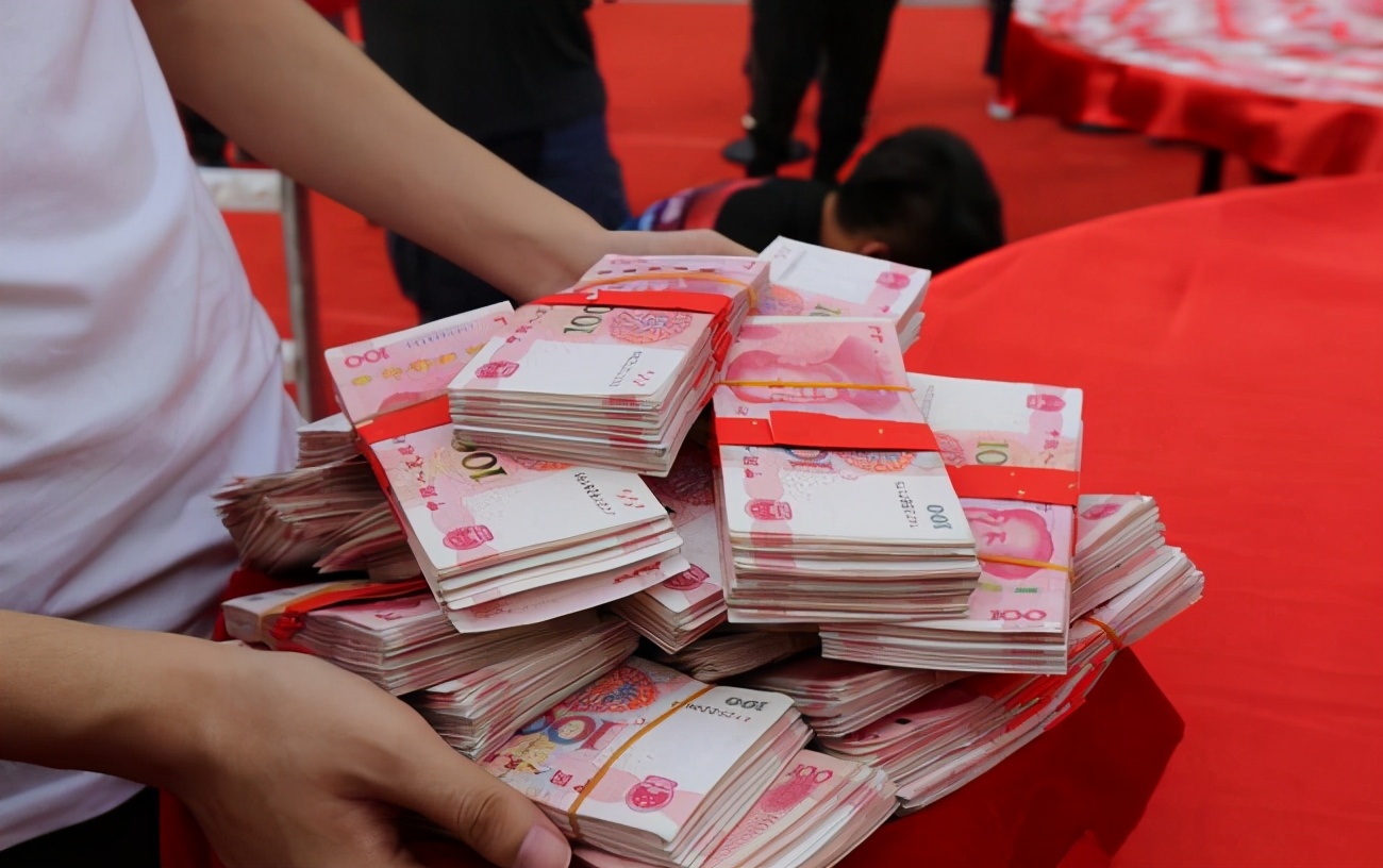 彩礼贷墓地贷,专家解读彩礼贷墓地贷背后逻辑