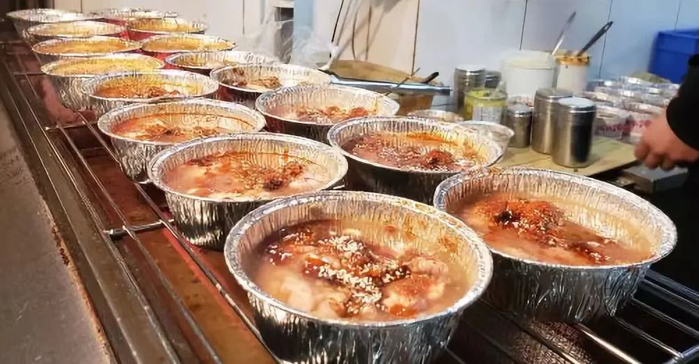 成都建设路附近美食街,成都美食排行榜前十名美食街