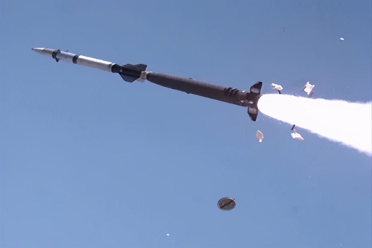 俄武直配100公里导弹,俄罗斯投送s300防空导弹