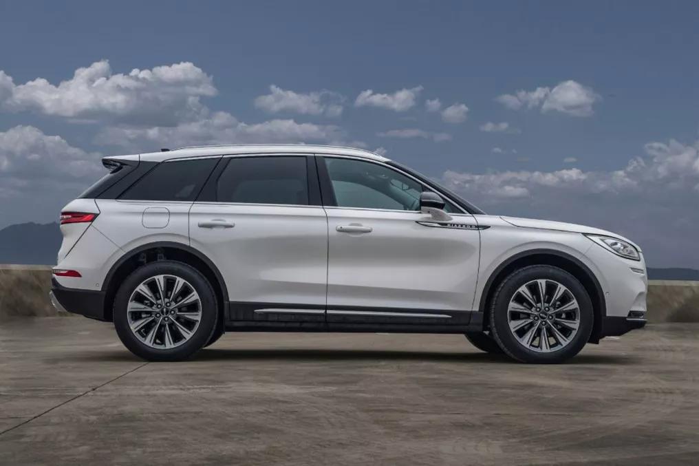 林肯corsair尊悦版,林肯冒险家静谧性实测