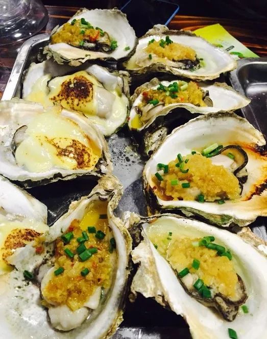南宁可以吃超大生蚝的地方,南宁大沙田好吃的生蚝