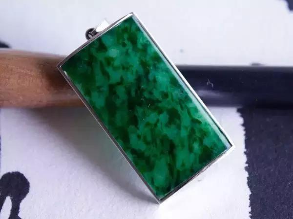 行家详解那些坑人的翡翠套路,翡翠的四大产品