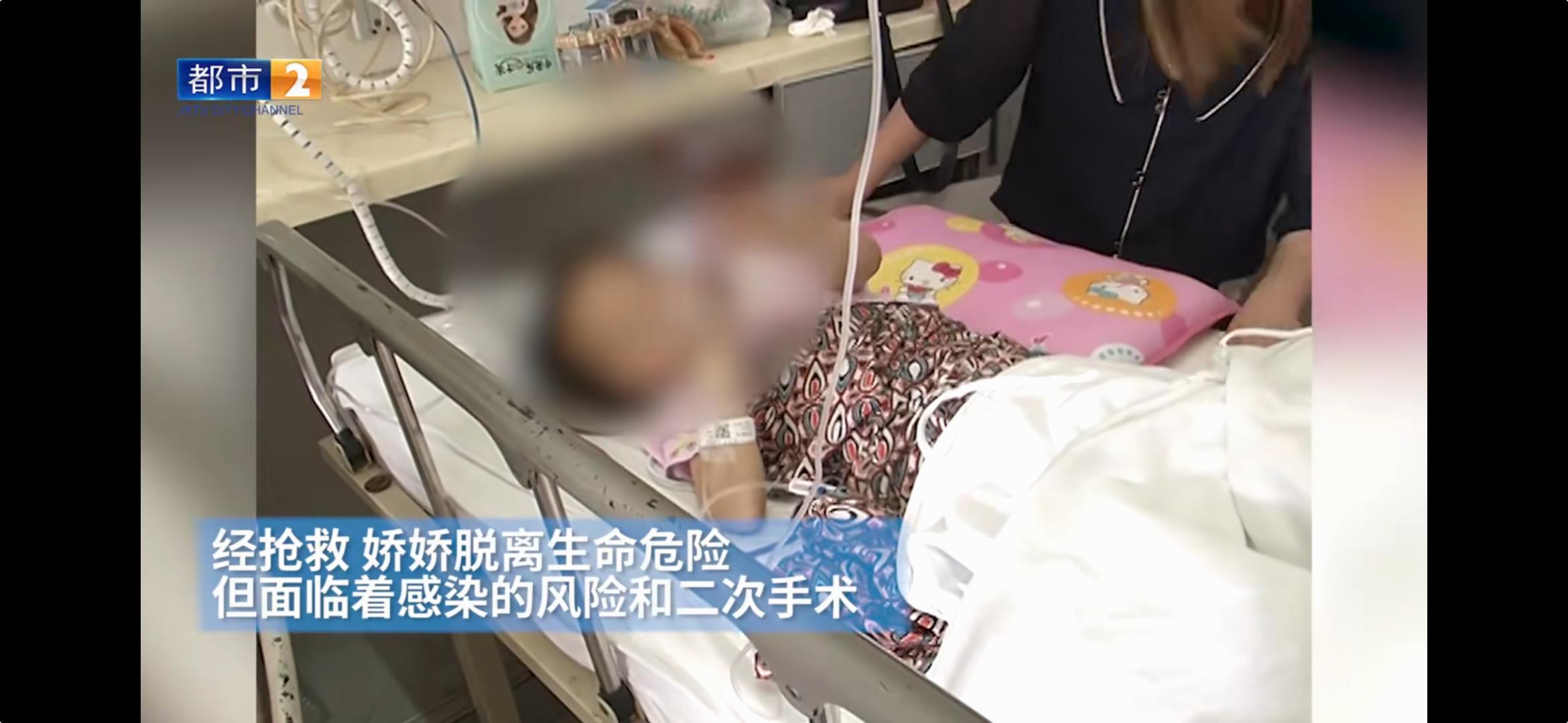 小孩子因为漏尿被妈妈打,6岁女童被亲妈打伤