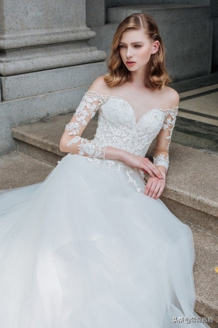 熨烫缎面婚纱诀窍讲解,婚纱熨烫好怎么放