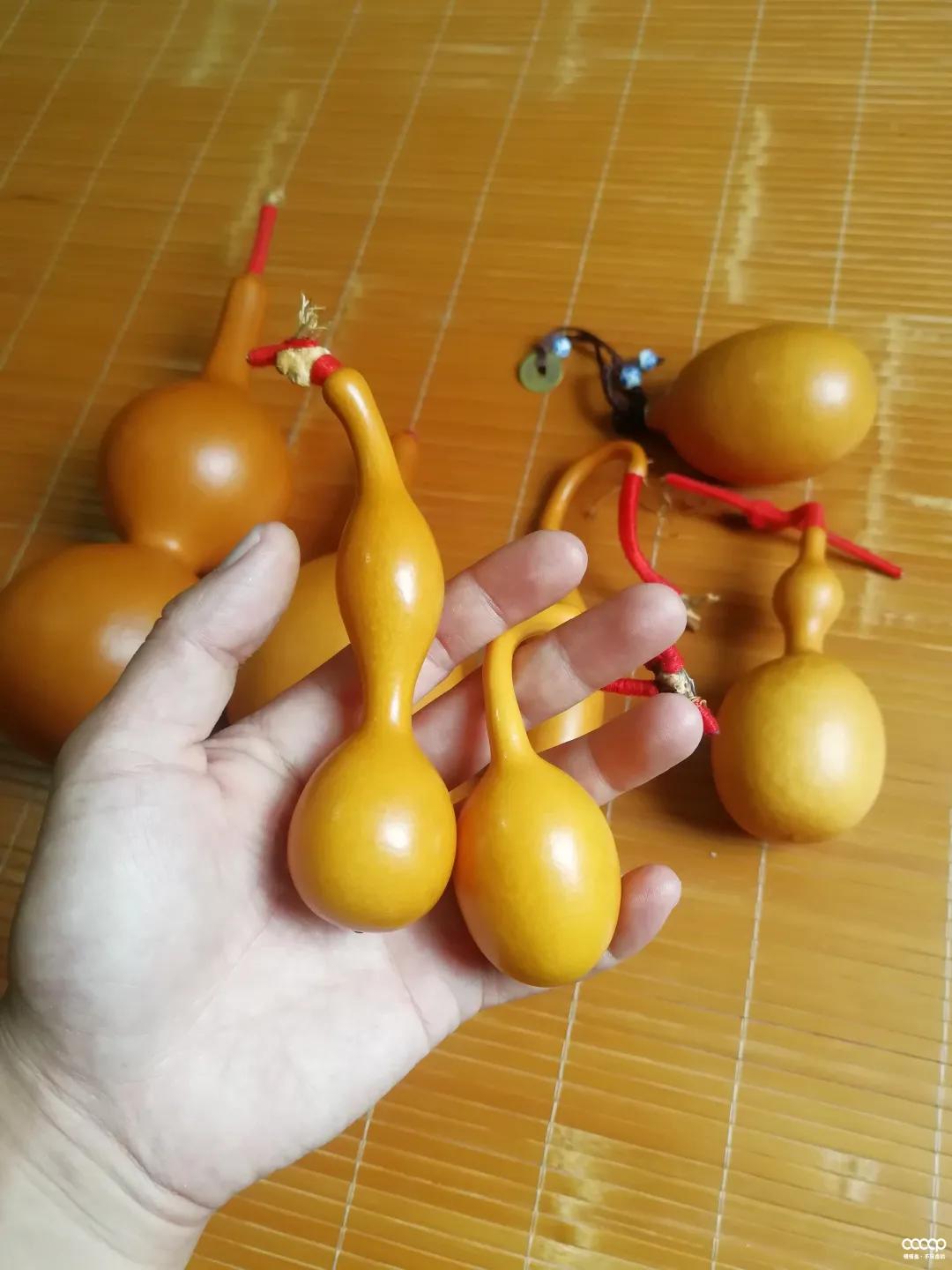 他试了一瓶“印度神油”,盘串6年,包浆妙啊